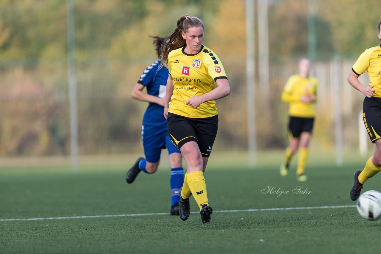 Bild 79 - F SSC Hagen Ahrensburg - SV Frisia 03 Risum-Lindholm : Ergebnis: 2:0